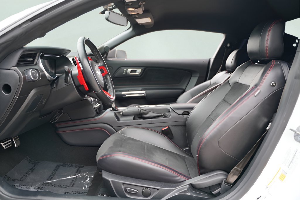 Used 2020 Ford Mustang GT Premium w/ Equipment Group 401A RWD image 8