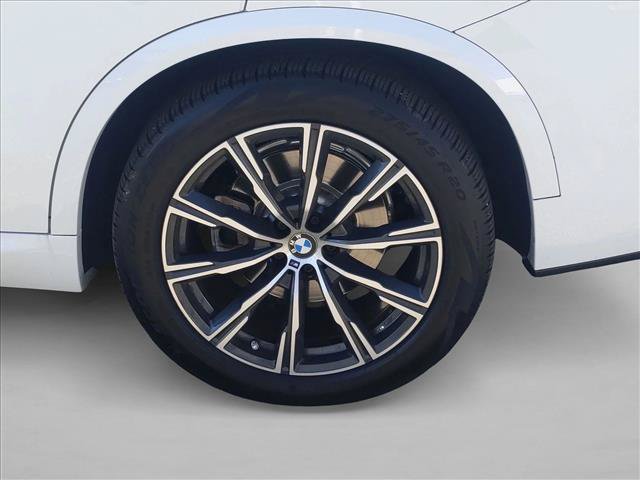 Used 2021 BMW X5 xDrive45e w/ M Sport Package AWD/4WD image 6