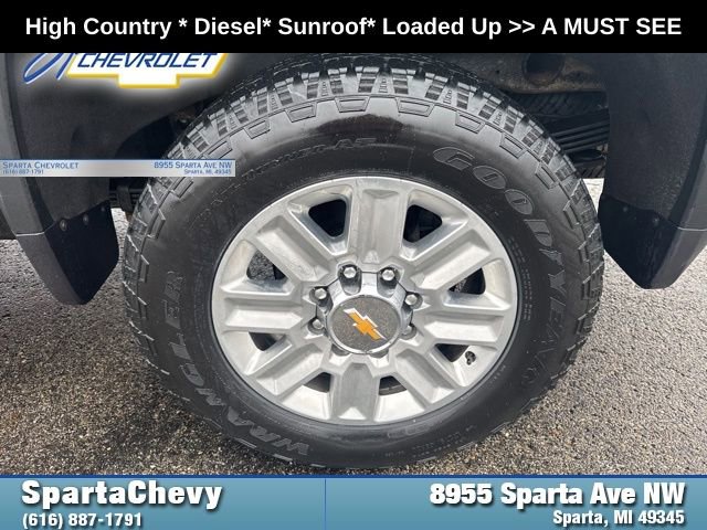 Used 2024 Chevrolet Silverado 2500 High Country AWD/4WD image 30