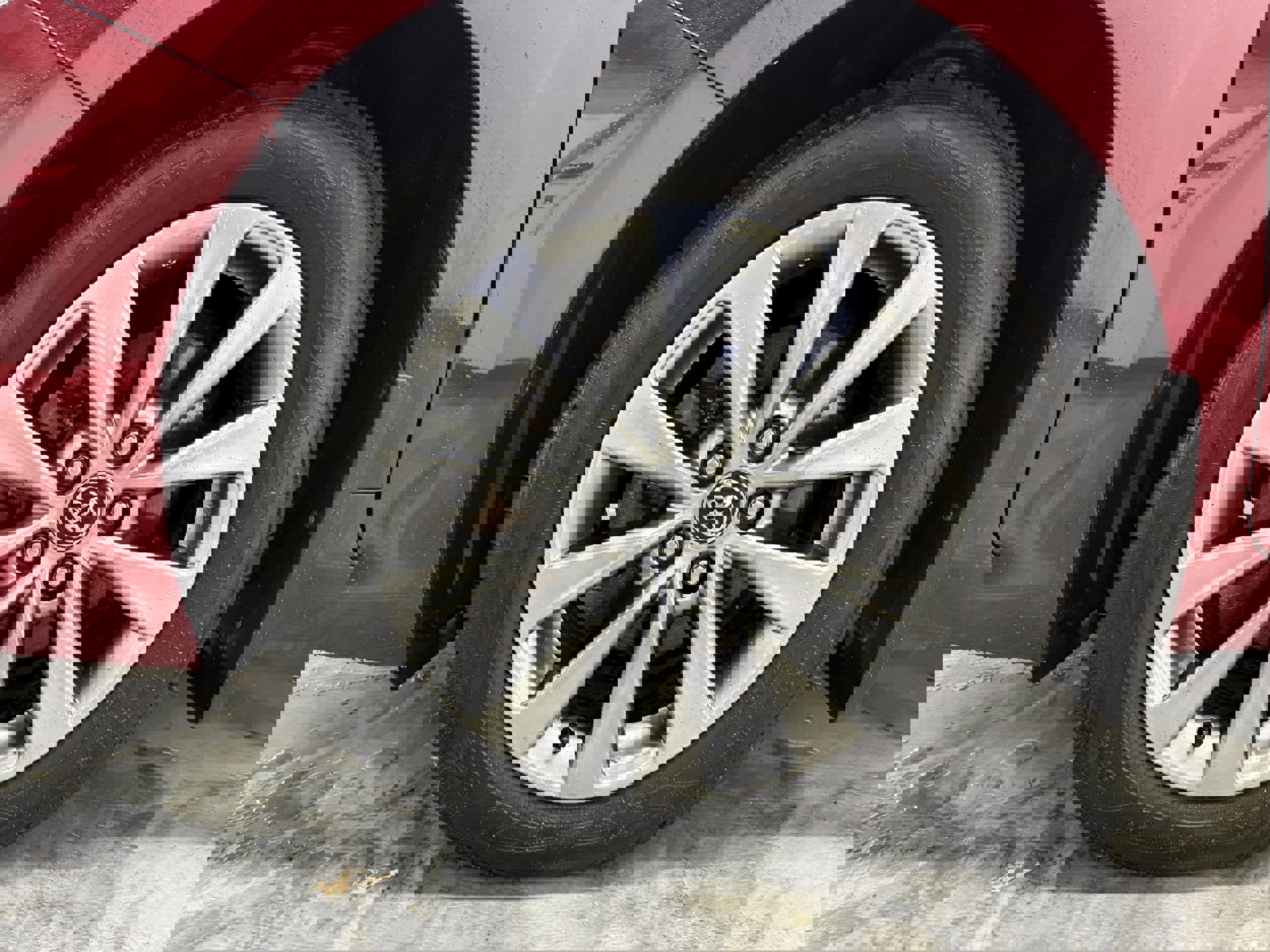 Used 2017 Toyota Camry XLE image 21