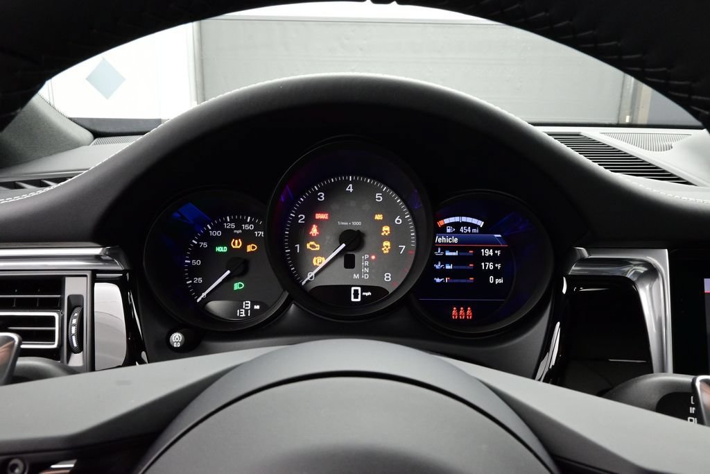New 2026 Porsche Macan S AWD/4WD image 9