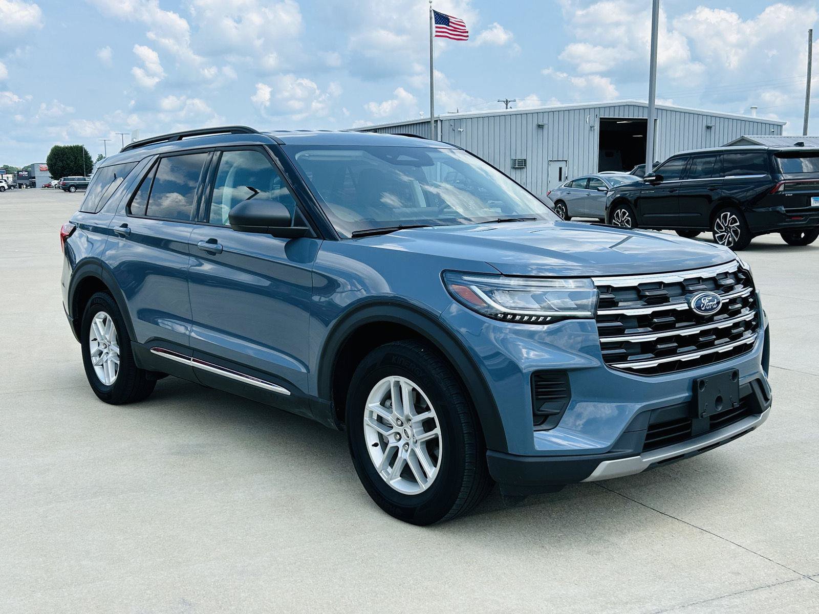 Used 2025 Ford Explorer Active AWD/4WD video 2