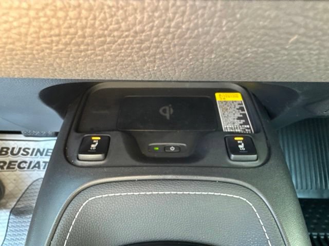 Used 2023 Toyota Corolla XSE FWD image 17