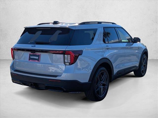 New 2026 Ford Explorer ST-Line w/ ST-Line Street Pack video 2