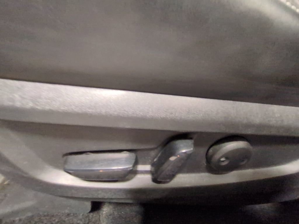 Used 2020 INFINITI QX50 Essential w/ Edition 30 Package image 12