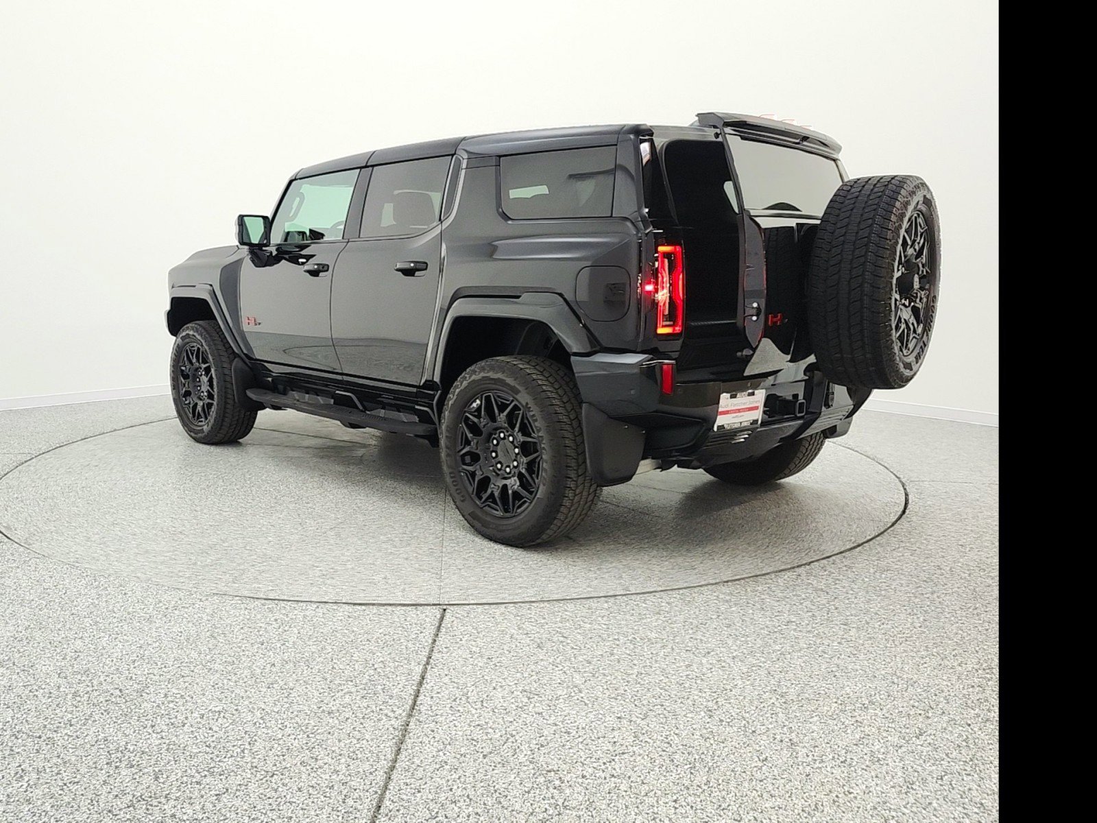Used 2024 GMC Hummer EV 2X w/ LPO, Sport Package image 7