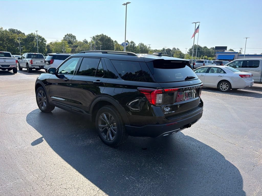 New 2026 Ford Explorer Active w/ Active Comfort Package AWD/4WD image 5