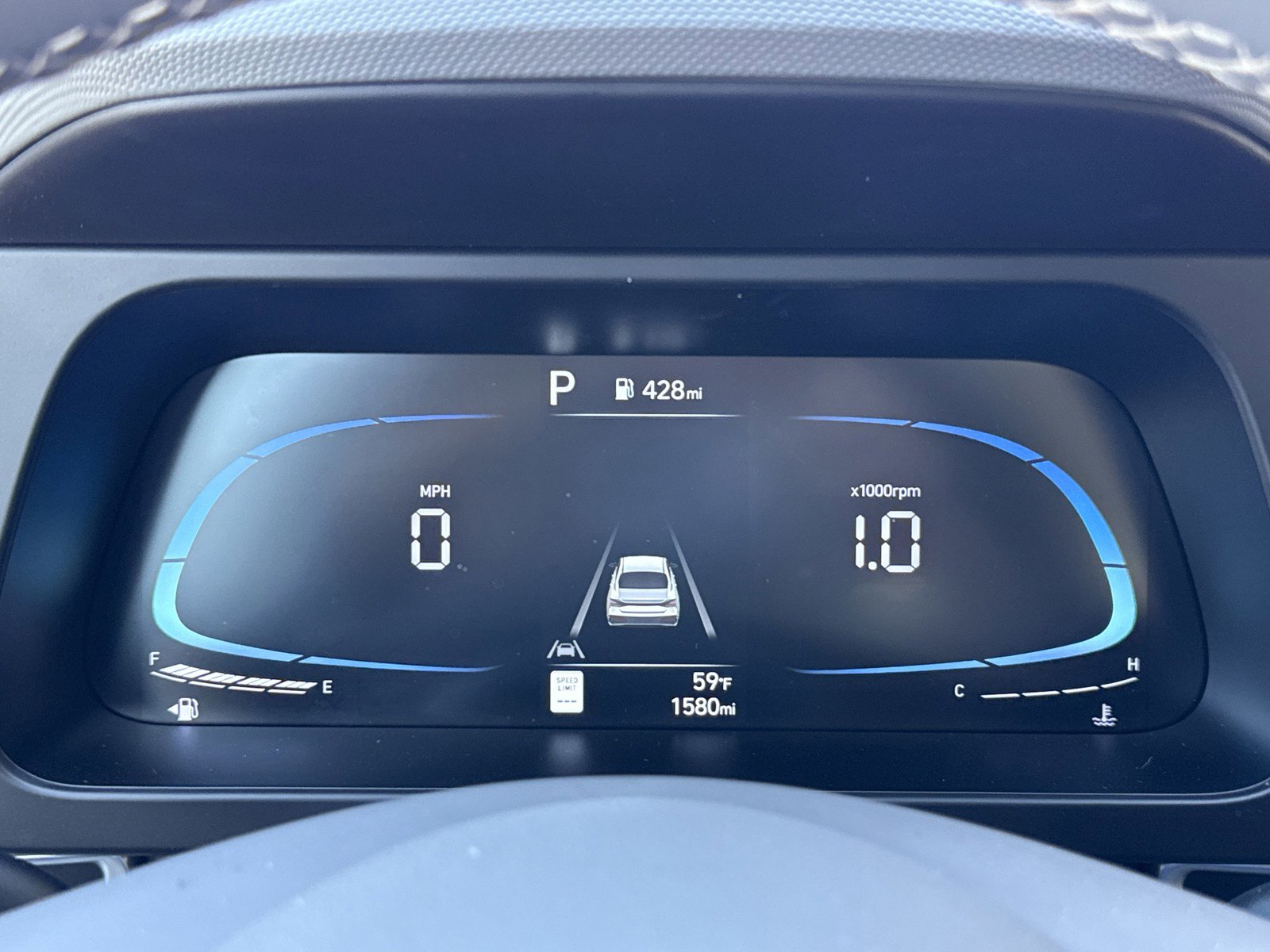 Certified 2025 Hyundai Elantra Sport image 19