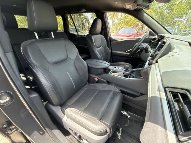 Certified 2025 Lexus TX 550h AWD Plug-In Hybrid w/ Technology Package image 27