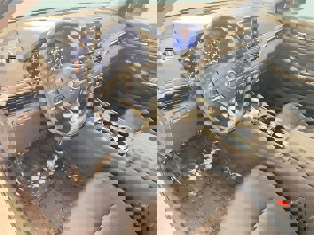 Used 2025 Nissan Altima 2.5 SV image 14