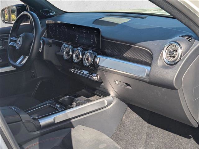 Used 2025 Mercedes-Benz GLB 250 image 22