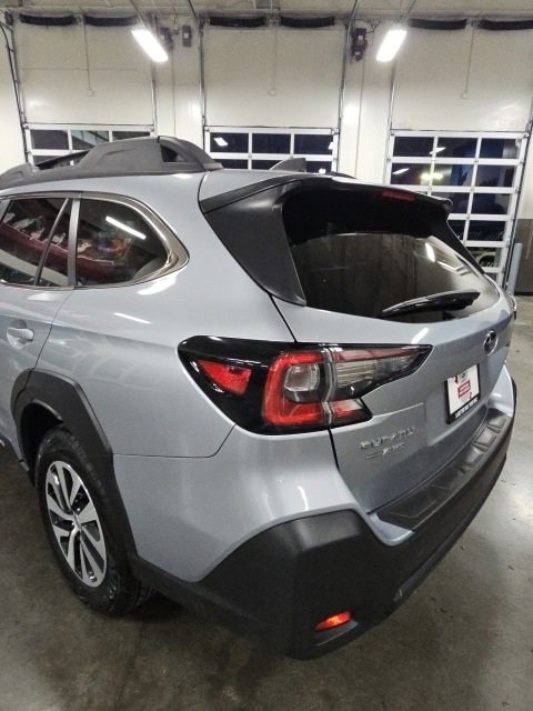 Certified 2025 Subaru Outback Premium w/ Popular Package #1A image 51