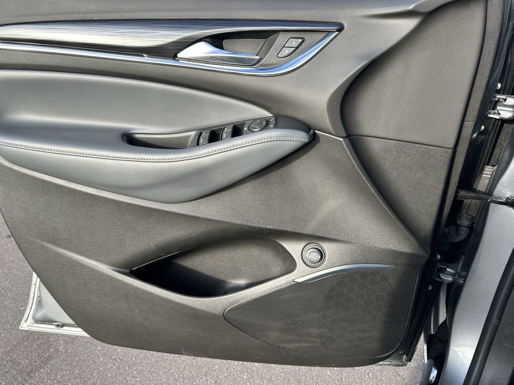 Used 2021 Buick Enclave Preferred image 22