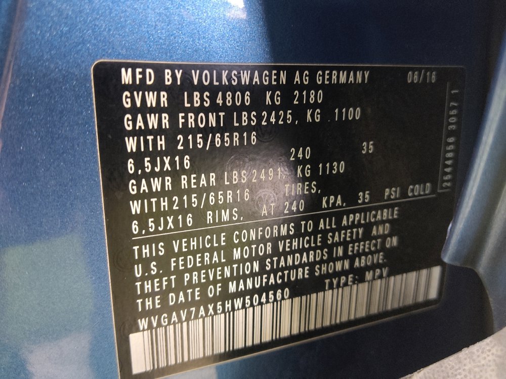 Used 2017 Volkswagen Tiguan S FWD image 33