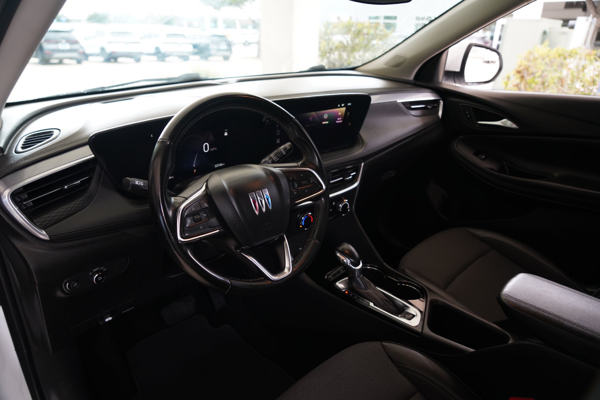 Used 2024 Buick Encore GX Preferred FWD image 8