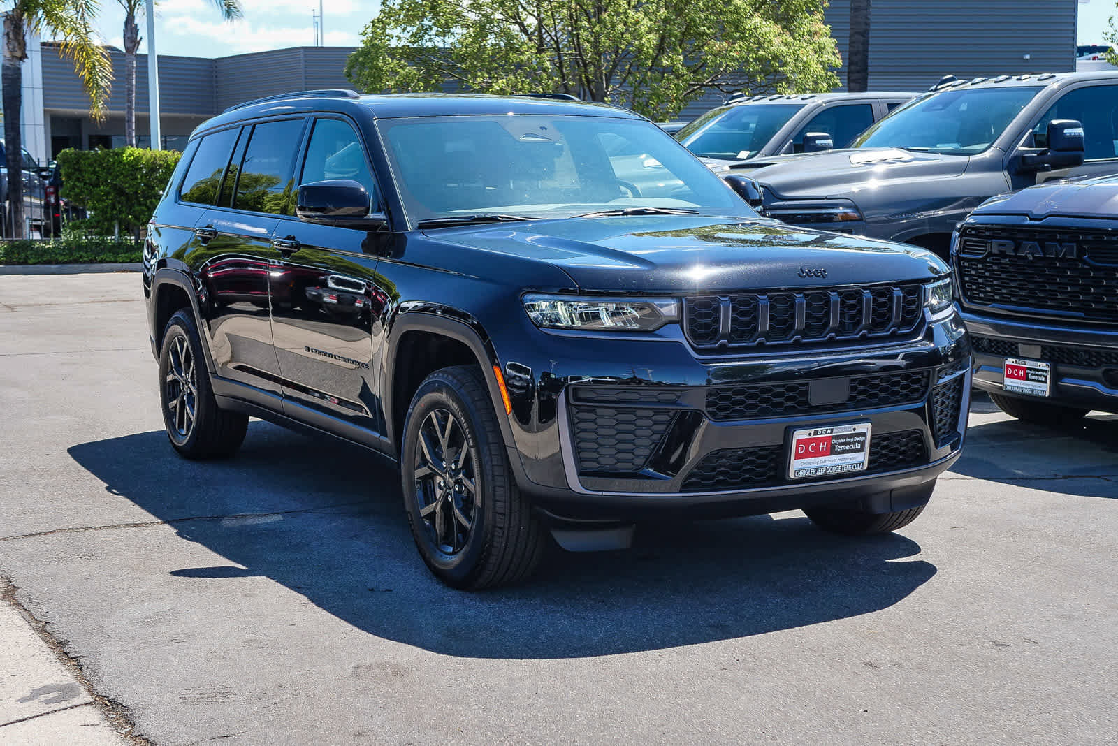 New 2026 Jeep Grand Cherokee L 4WD image 3