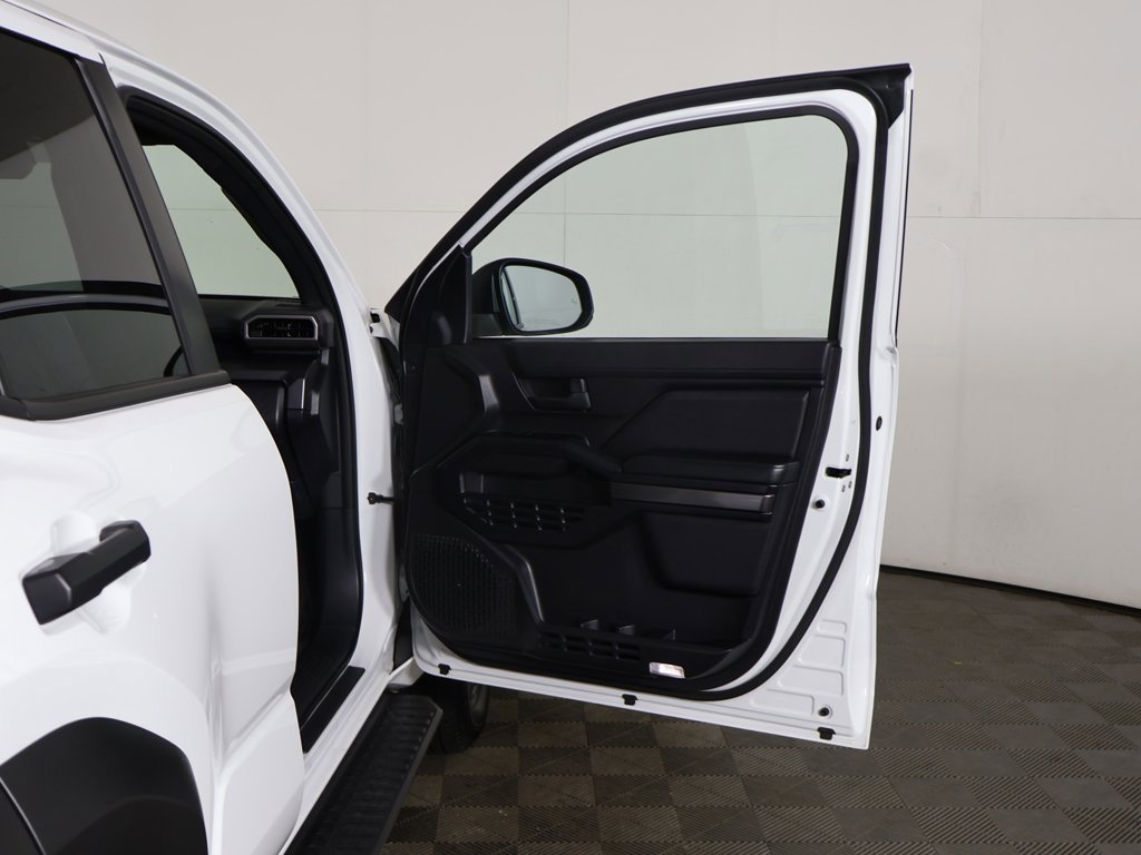 Used 2025 Toyota 4Runner SR5 image 18