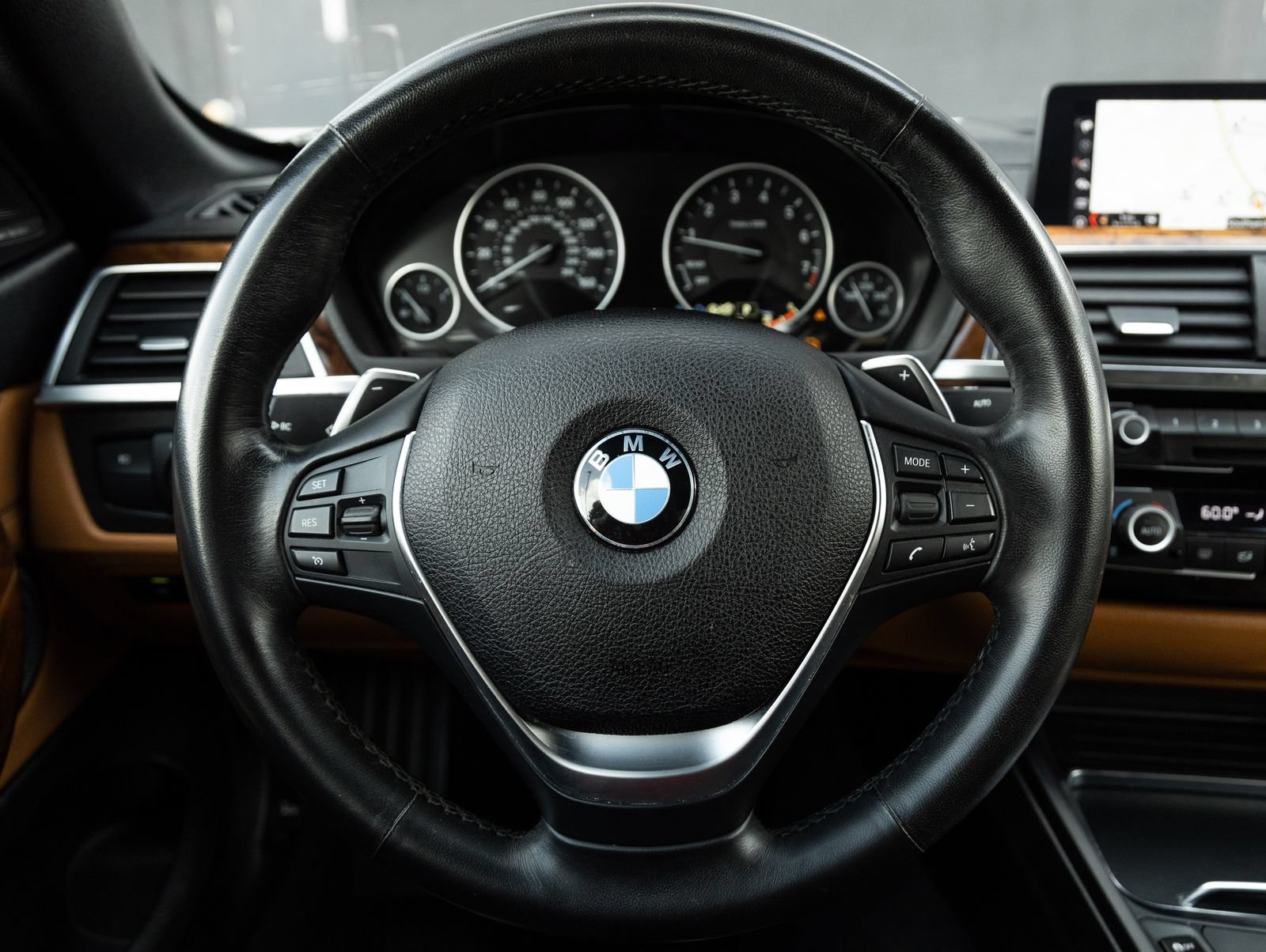 Used 2018 BMW 430i Convertible RWD image 15