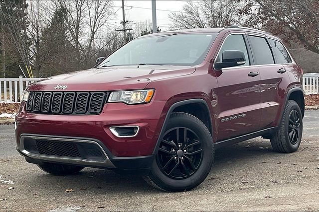 Used 2019 Jeep Grand Cherokee Limited image 2