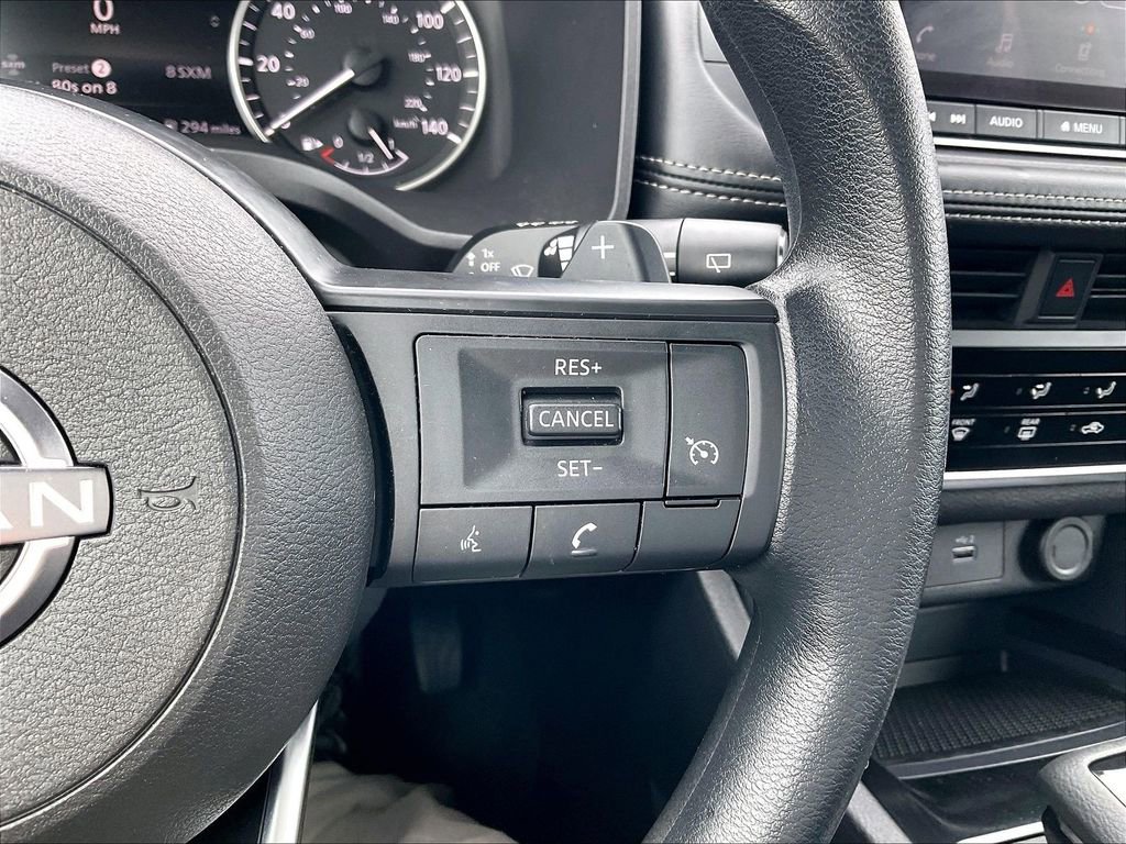 Used 2023 Nissan Rogue S image 22