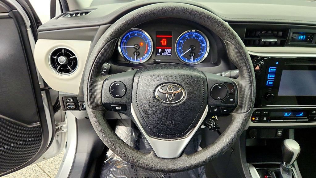 Used 2019 Toyota Corolla LE image 13