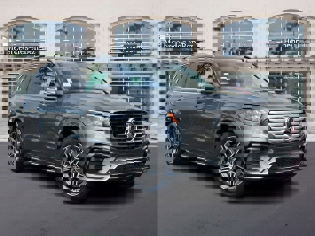New 2026 Mercedes-Benz GLS 450 4MATIC image 1