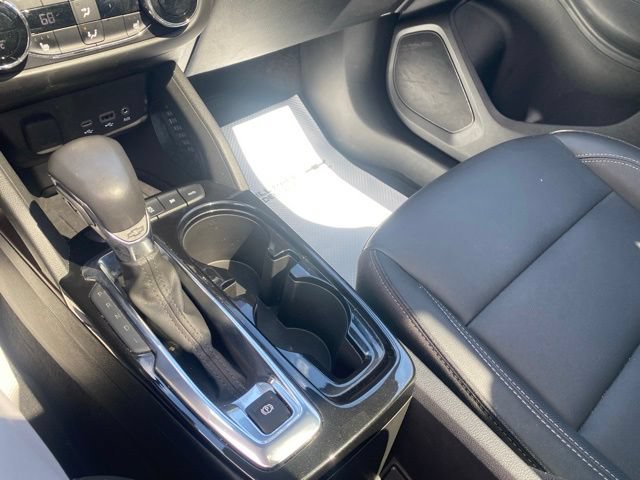 Used 2023 Chevrolet TrailBlazer ACTIV w/ Sun and Liftgate Package AWD/4WD image 17