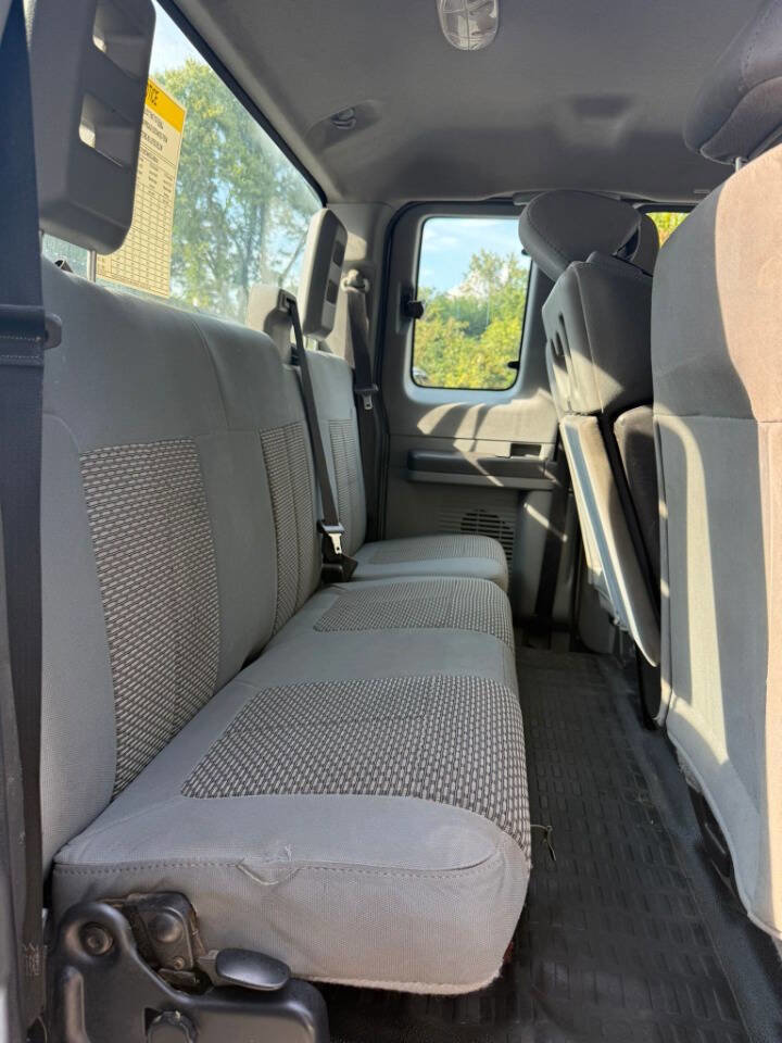 Used 2012 Ford F250 XL w/ PWR Equipment Group AWD/4WD image 14