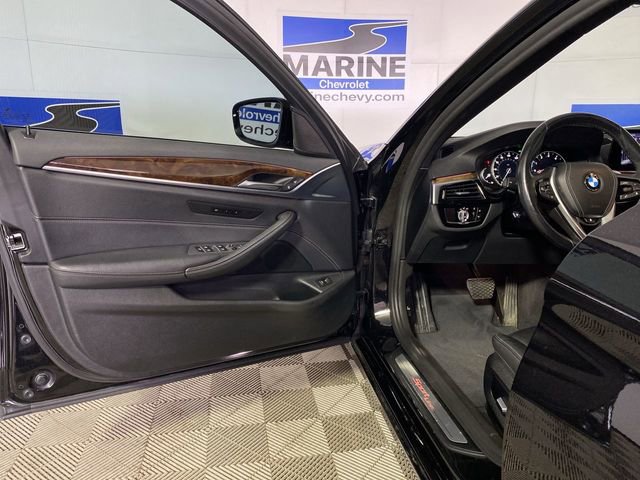 Used 2019 BMW 530i xDrive w/ Convenience Package image 29