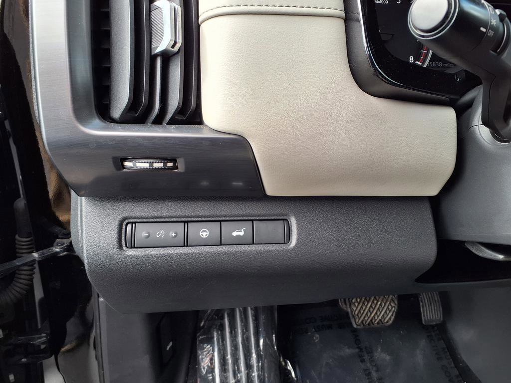 Used 2022 Nissan Pathfinder SL w/ SL Premium Package image 14