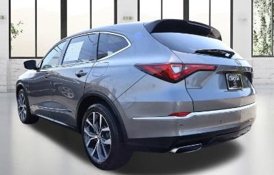 Used 2023 Acura MDX w/ Technology Package FWD image 3