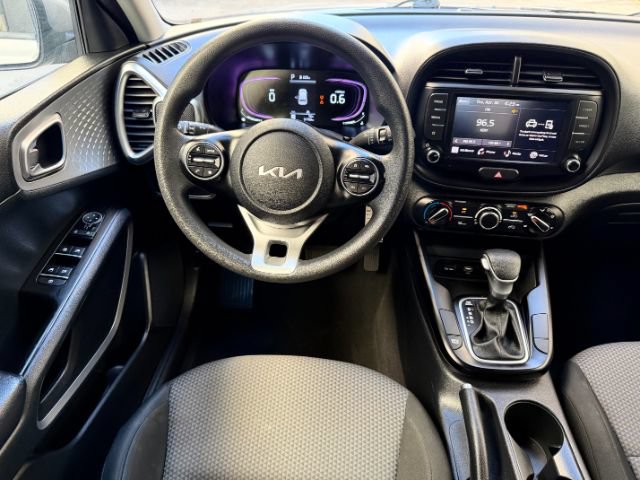 Used 2023 Kia Soul LX w/ Option Group 015 FWD image 13
