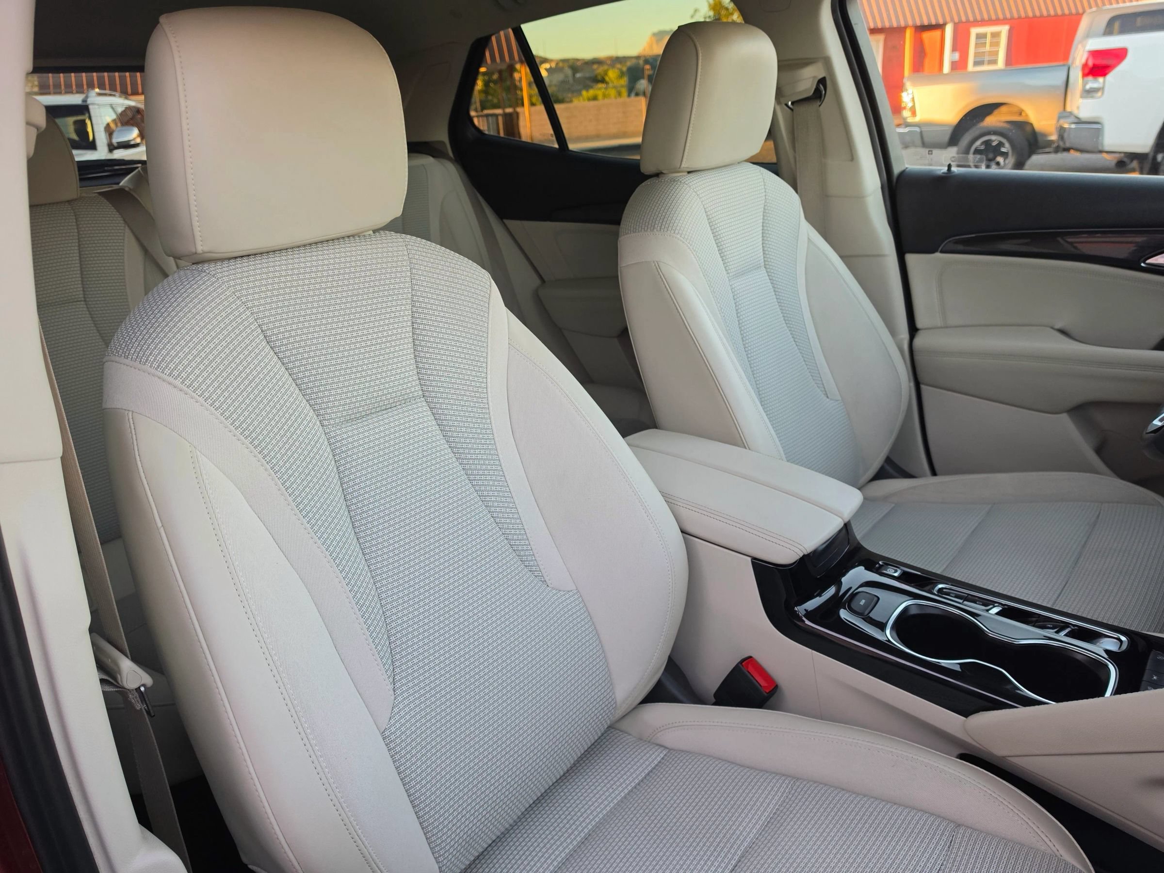 Used 2022 Buick Envision Preferred FWD image 15
