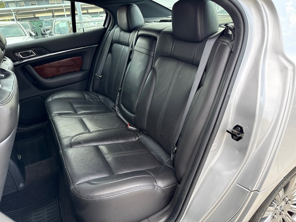 Used 2014 Lincoln MKS AWD w/ Equipment Group 101A image 14