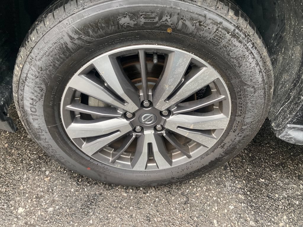 Used 2020 Nissan Pathfinder SL AWD/4WD image 35