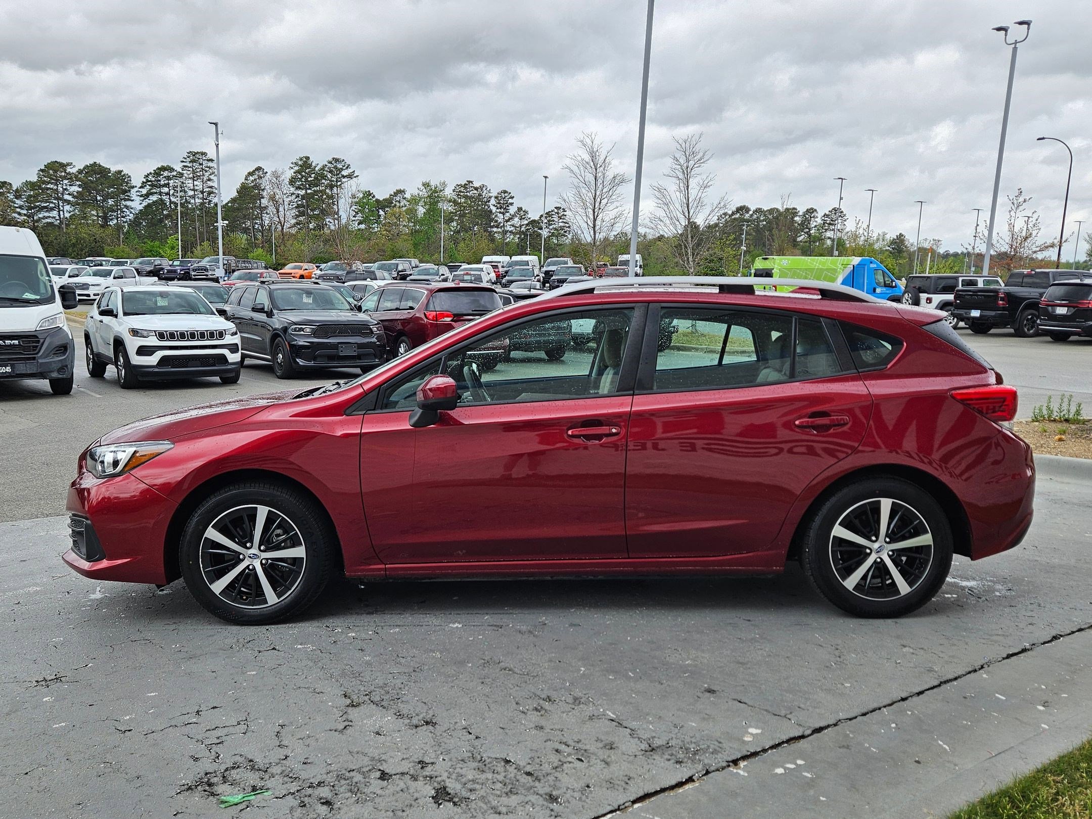 Used 2022 Subaru Impreza Premium image 4