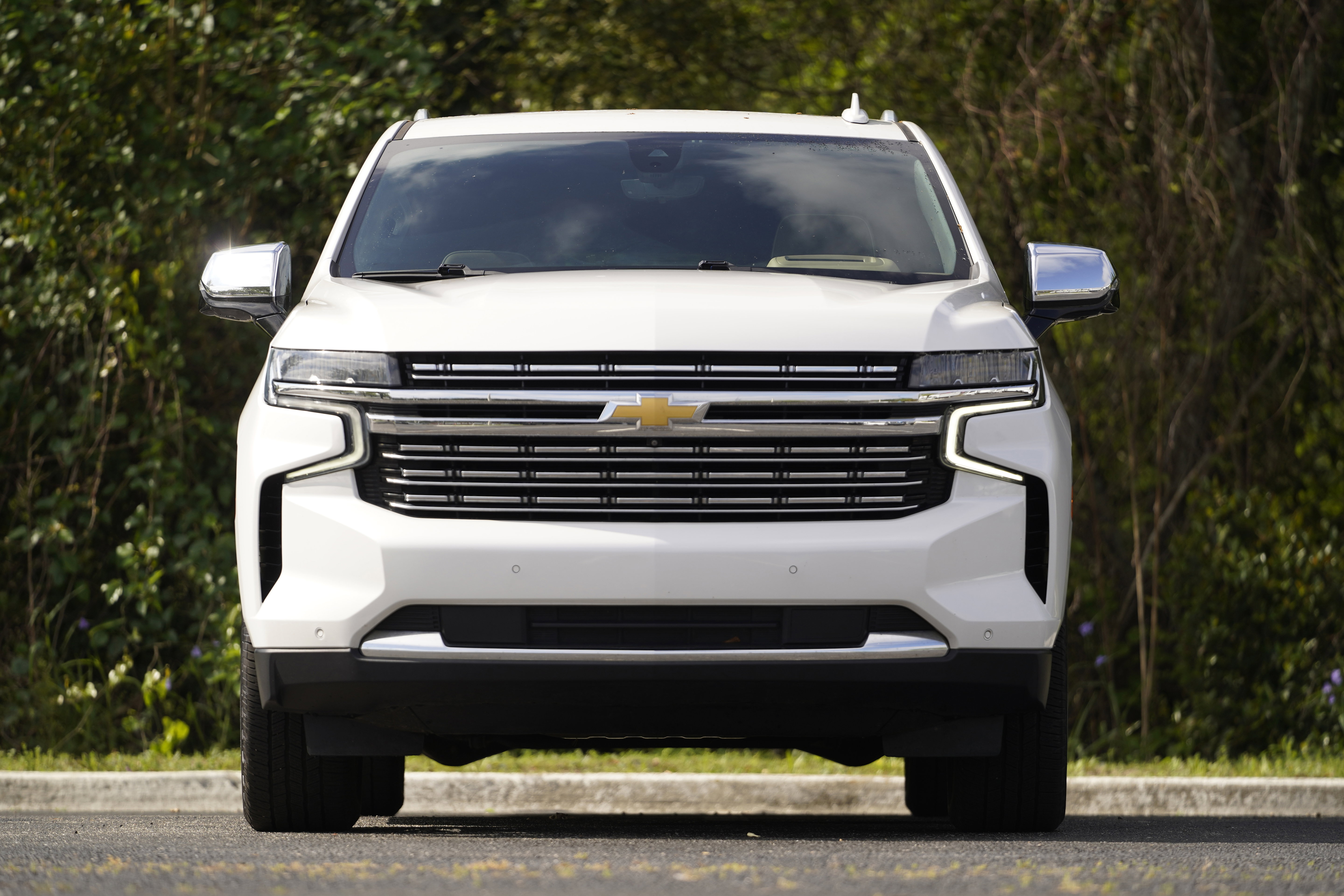 Used 2021 Chevrolet Suburban Premier w/ Premium Package RWD image 34