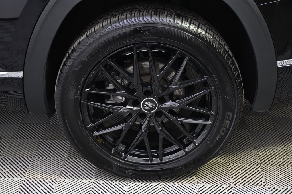 Used 2021 Volkswagen Atlas SEL Premium image 20