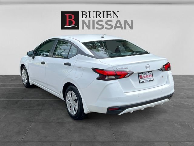 Used 2025 Nissan Versa S w/ Trunk Package FWD image 3