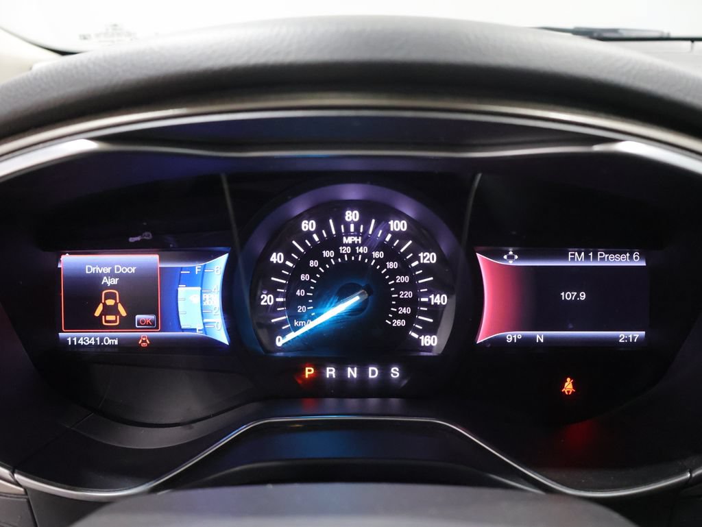 Used 2016 Ford Fusion SE w/ Equipment Group 202A FWD image 41