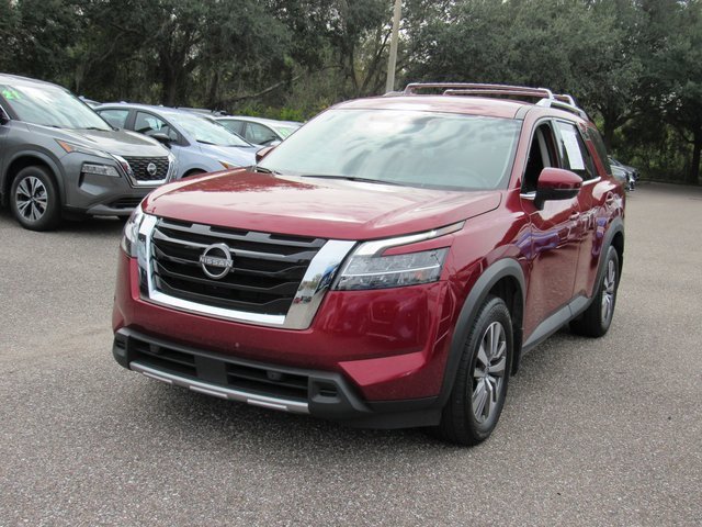 Used 2023 Nissan Pathfinder SL image 8