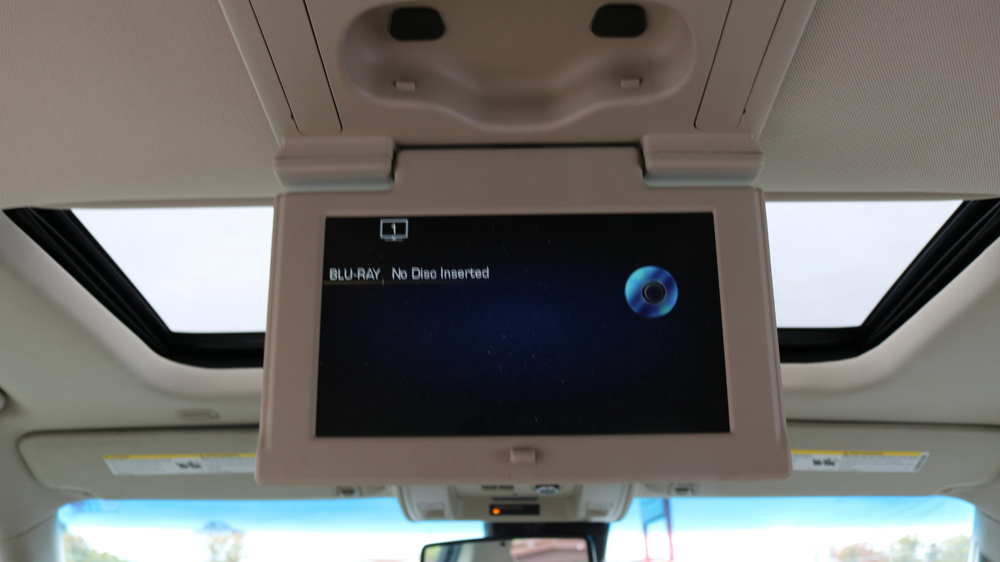 Used 2015 Cadillac Escalade Luxury image 22