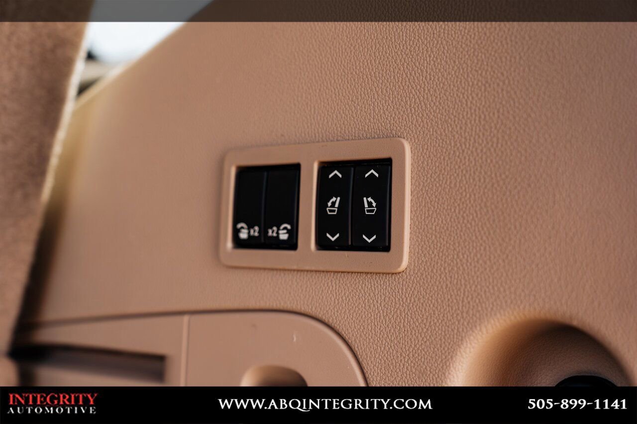 Used 2016 Cadillac Escalade Luxury AWD/4WD image 51