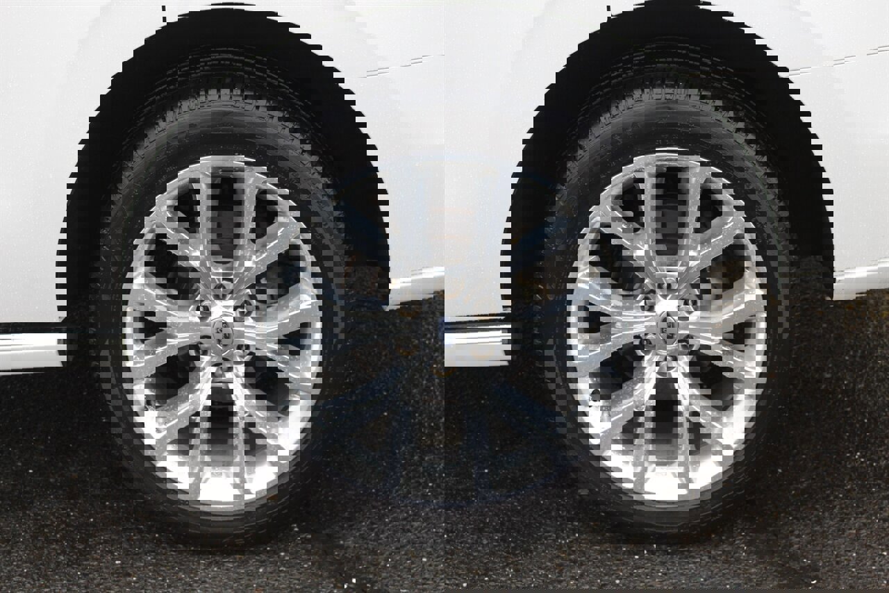 Used 2018 Ford Expedition Platinum image 32