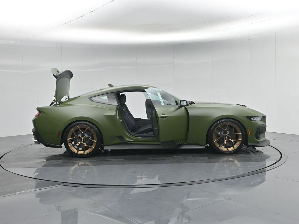 New 2025 Ford Mustang GT Premium w/ GT Performance Package image 4