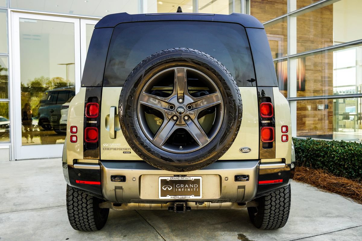 Used 2021 Land Rover Defender 110 X-Dynamic HSE AWD/4WD image 11