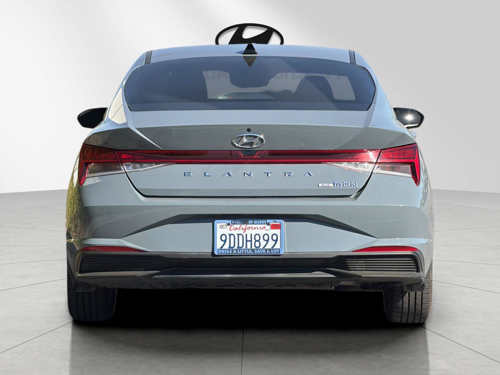 Used 2023 Hyundai Elantra Blue FWD image 4