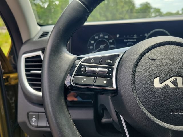 Used 2024 Kia Seltos S FWD image 22