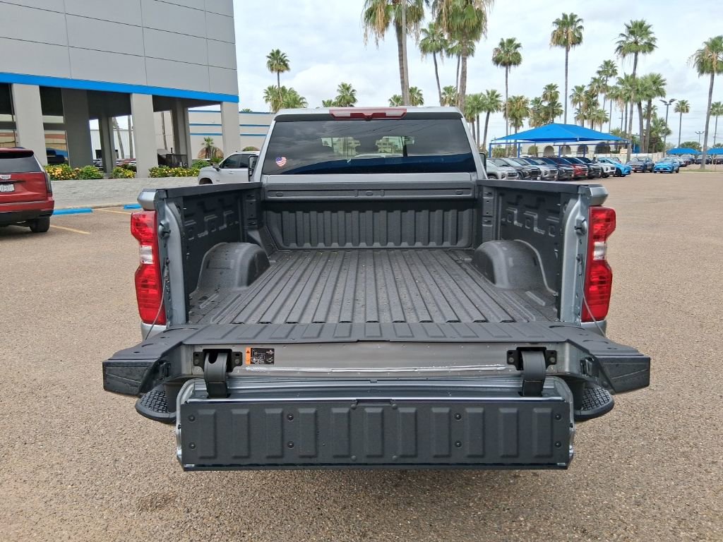 New 2026 Chevrolet Silverado 2500 Custom w/ Custom Value Package AWD/4WD image 6