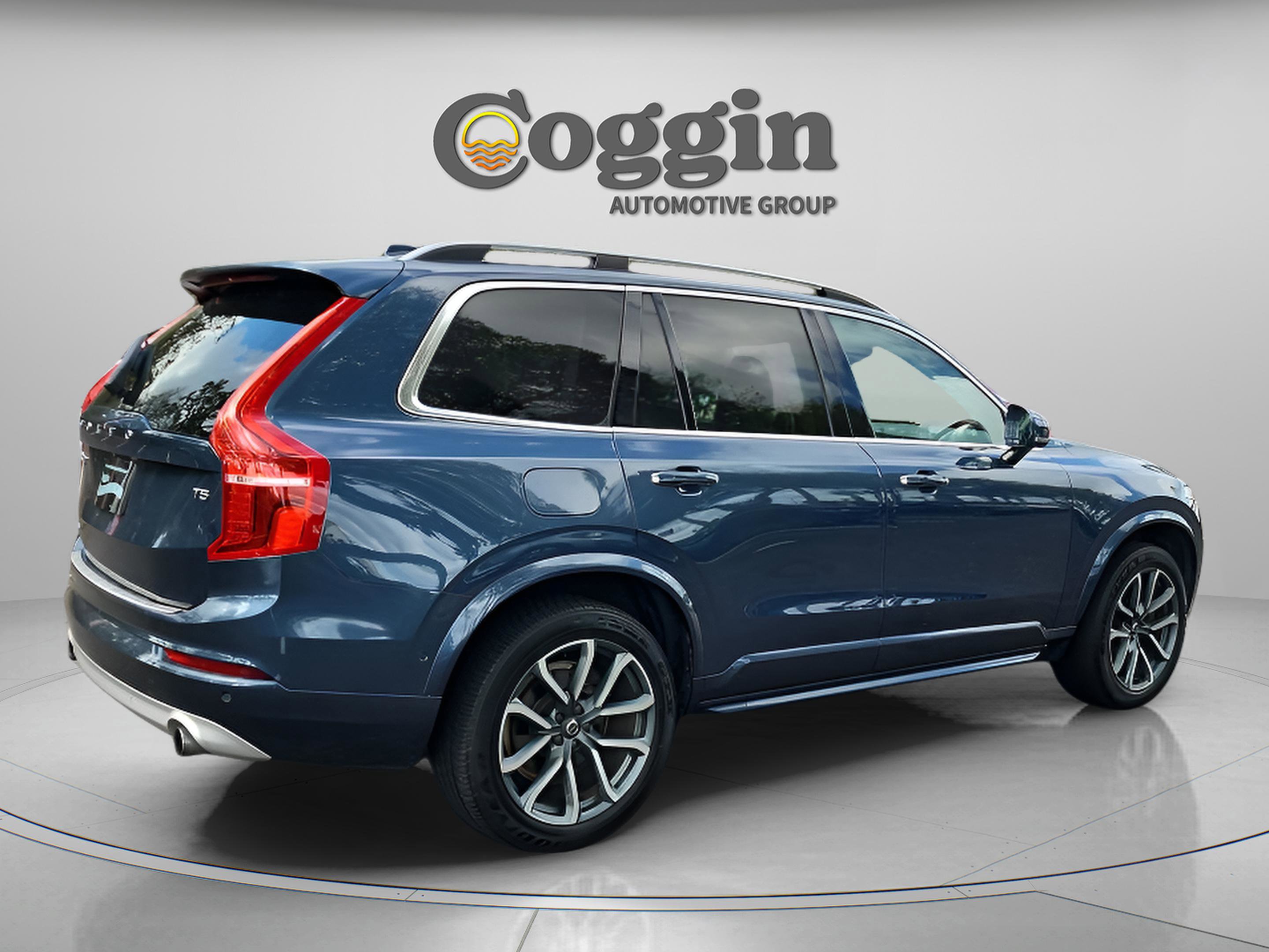 Used 2018 Volvo XC90 T5 Momentum w/ Convenience Package image 5